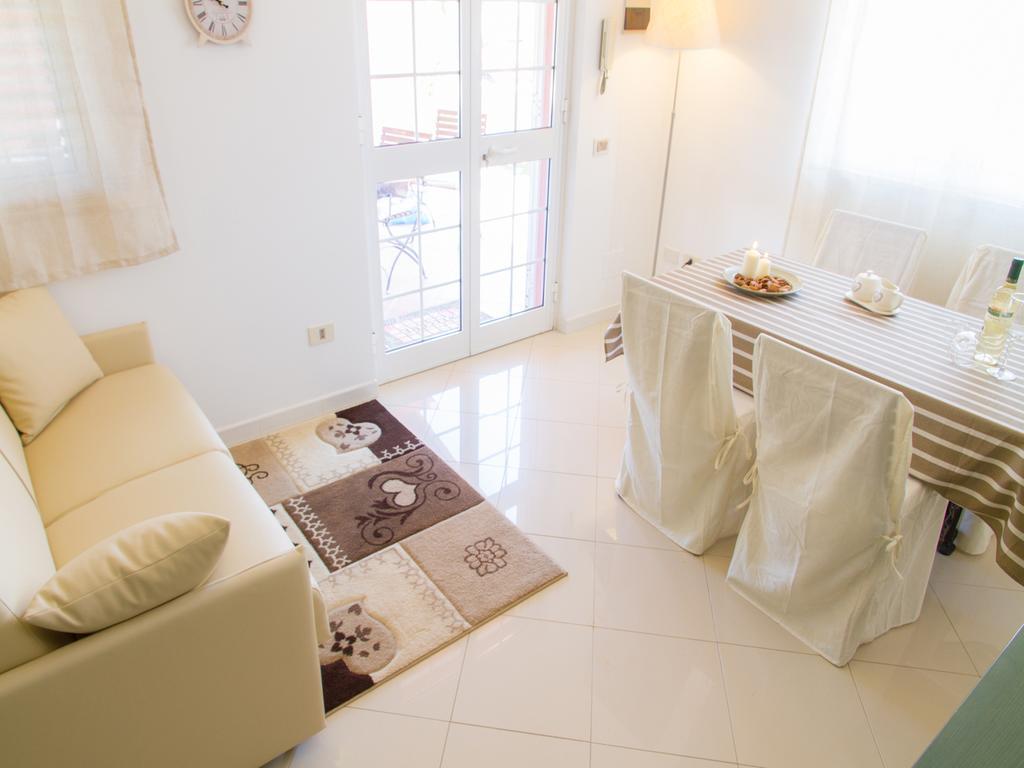 Gelso Bianco Apartments Campofelice Di Roccella Ngoại thất bức ảnh