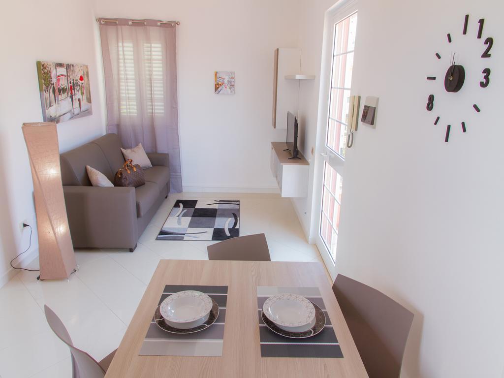 Gelso Bianco Apartments Campofelice Di Roccella Ngoại thất bức ảnh