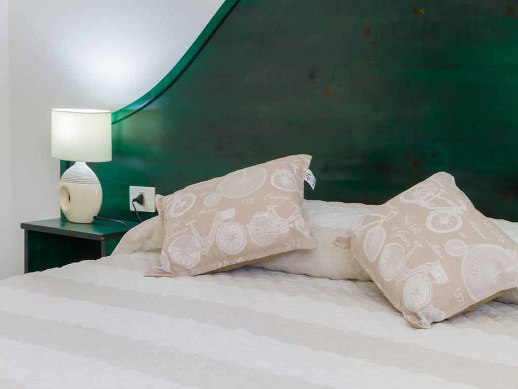 Gelso Bianco Apartments Campofelice Di Roccella Ngoại thất bức ảnh